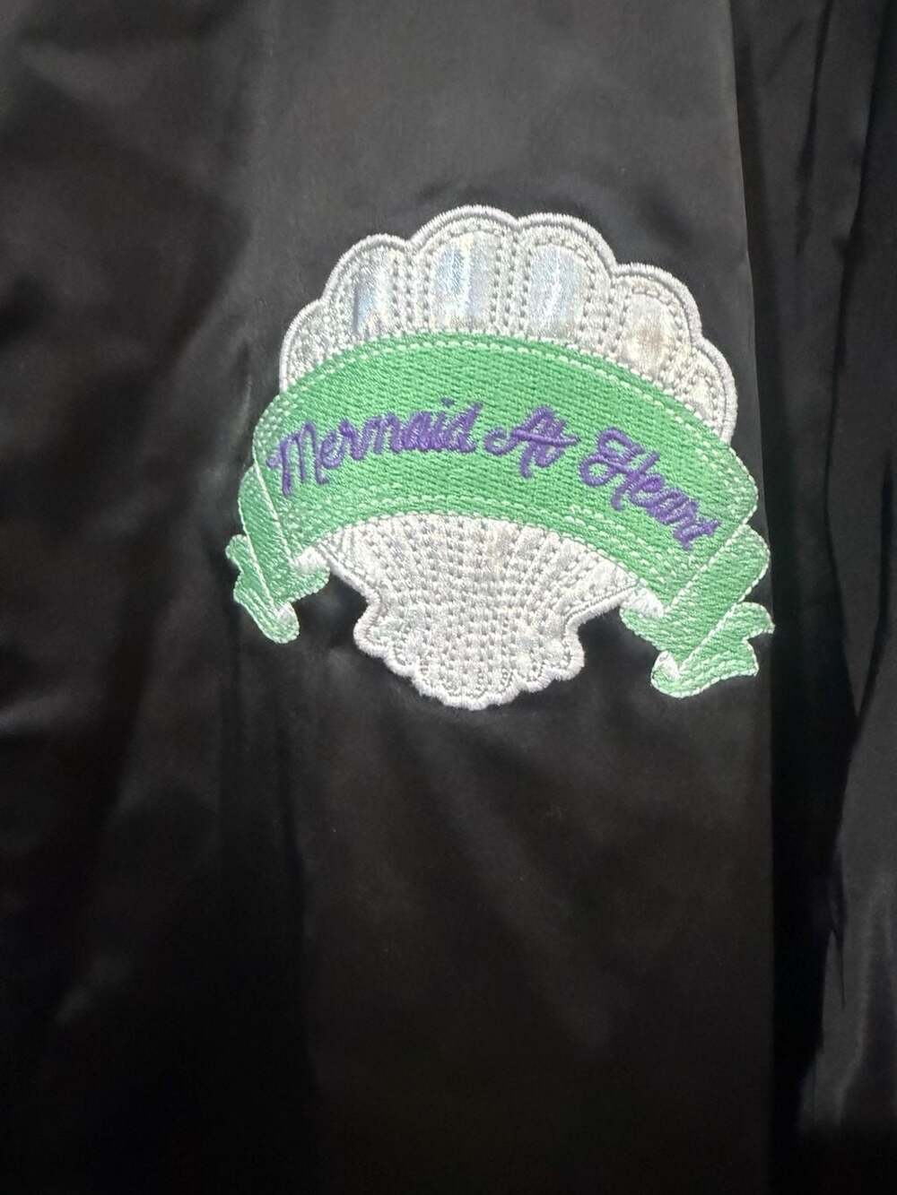 Disney Her Universe Ariel The Little Mermaid Black Satin Bomber Jacket Size 6 - Picture 4 of 9